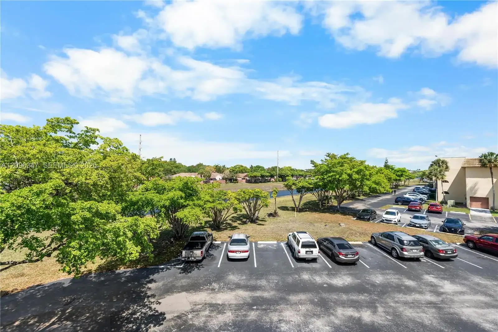 8450 Sunrise Lakes Blvd # 306, Sunrise FL 33322 photo 3