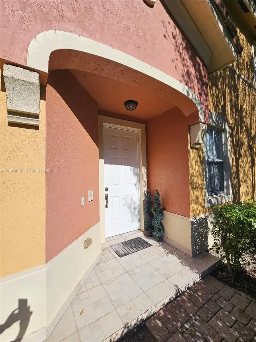 16658 SW 79th Ter # 0, Miami FL 33193 photo 4