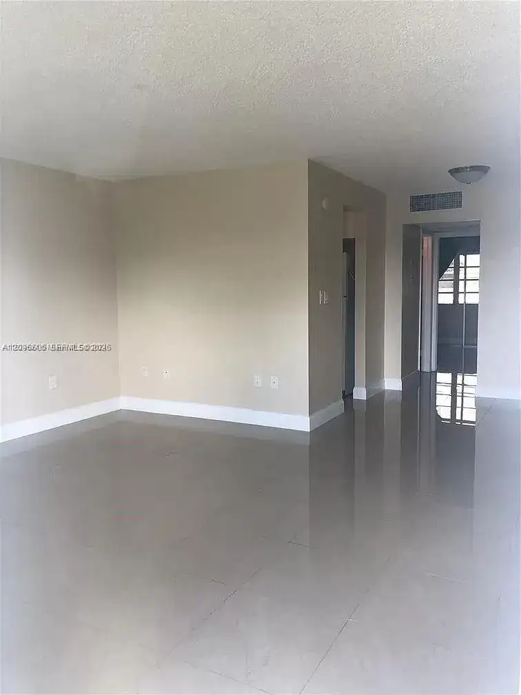 130 NE 202nd Ter # S22, Miami Gardens FL 33179 photo 4