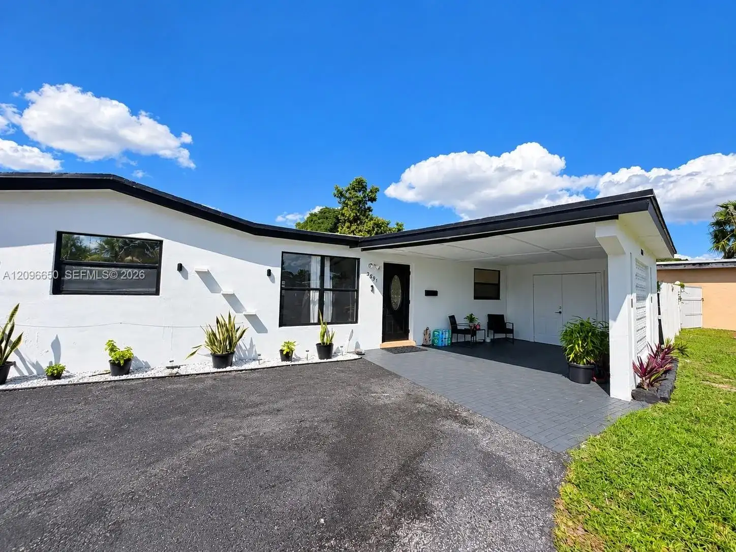3591 NW 37th St, Lauderdale Lakes FL 33309 photo 2