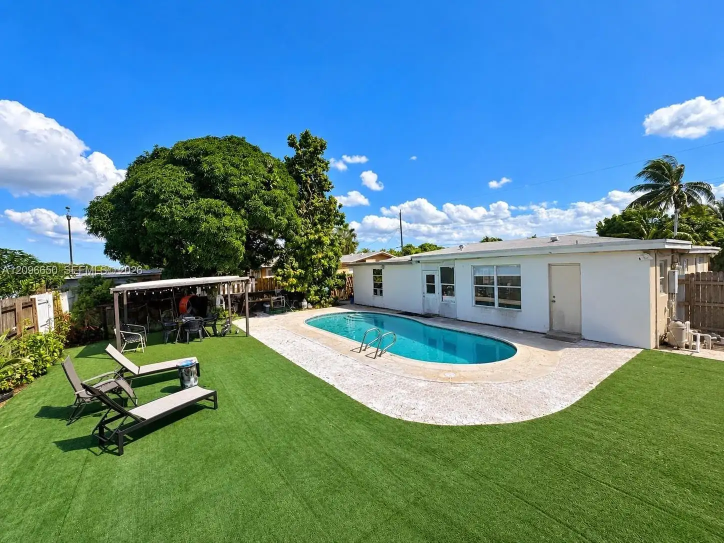 3591 NW 37th St, Lauderdale Lakes FL 33309 photo 3