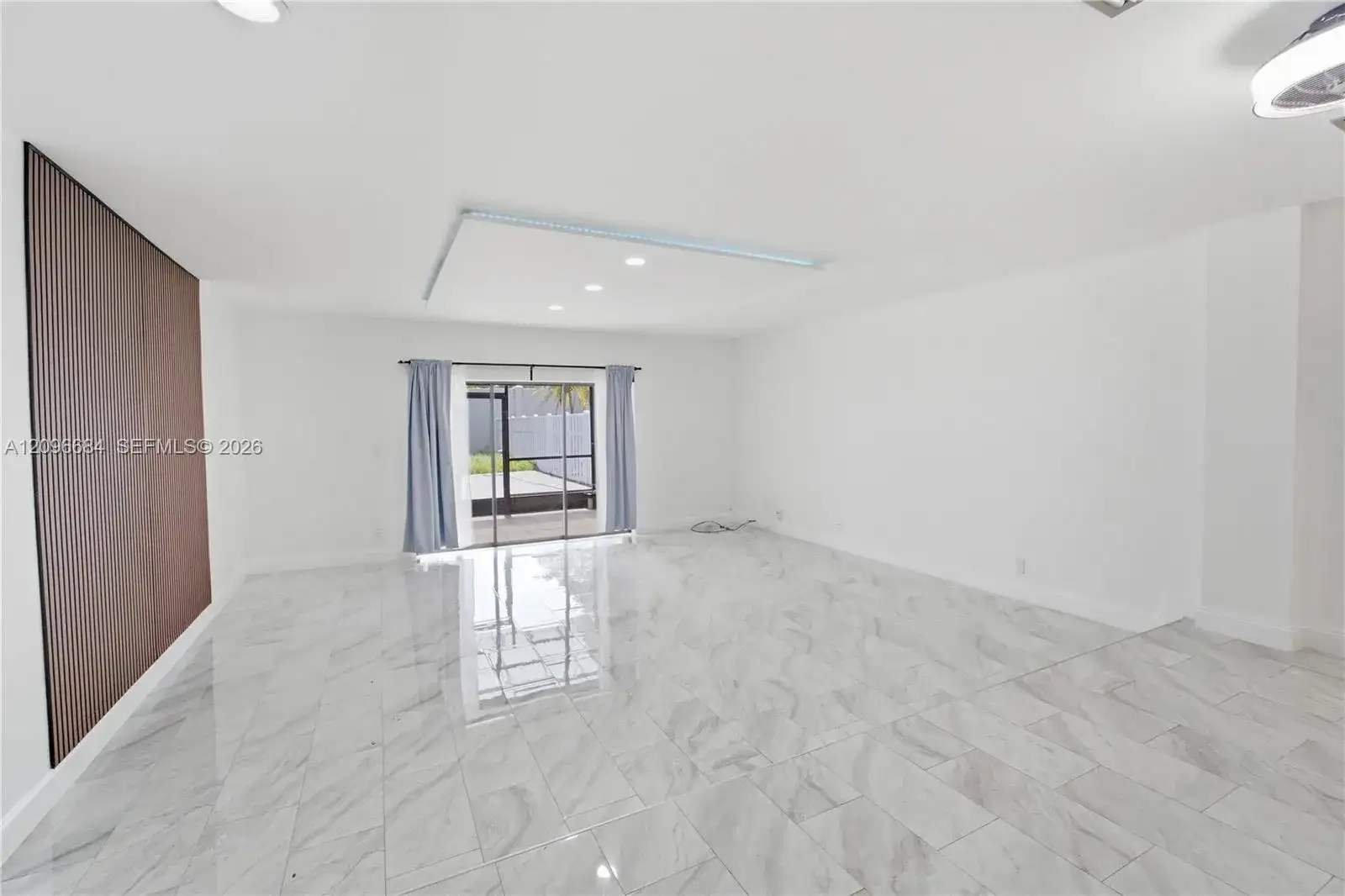 9074 NW 35th Pl, Sunrise FL 33351 photo 2