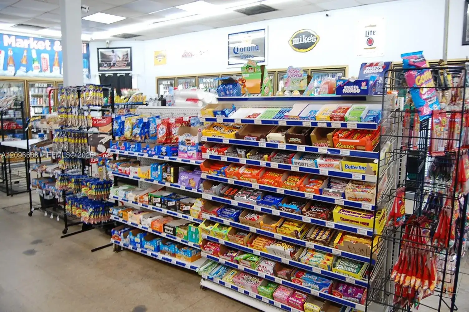 5105 N Dixie Hwy, Pompano Beach FL 33064 photo 2