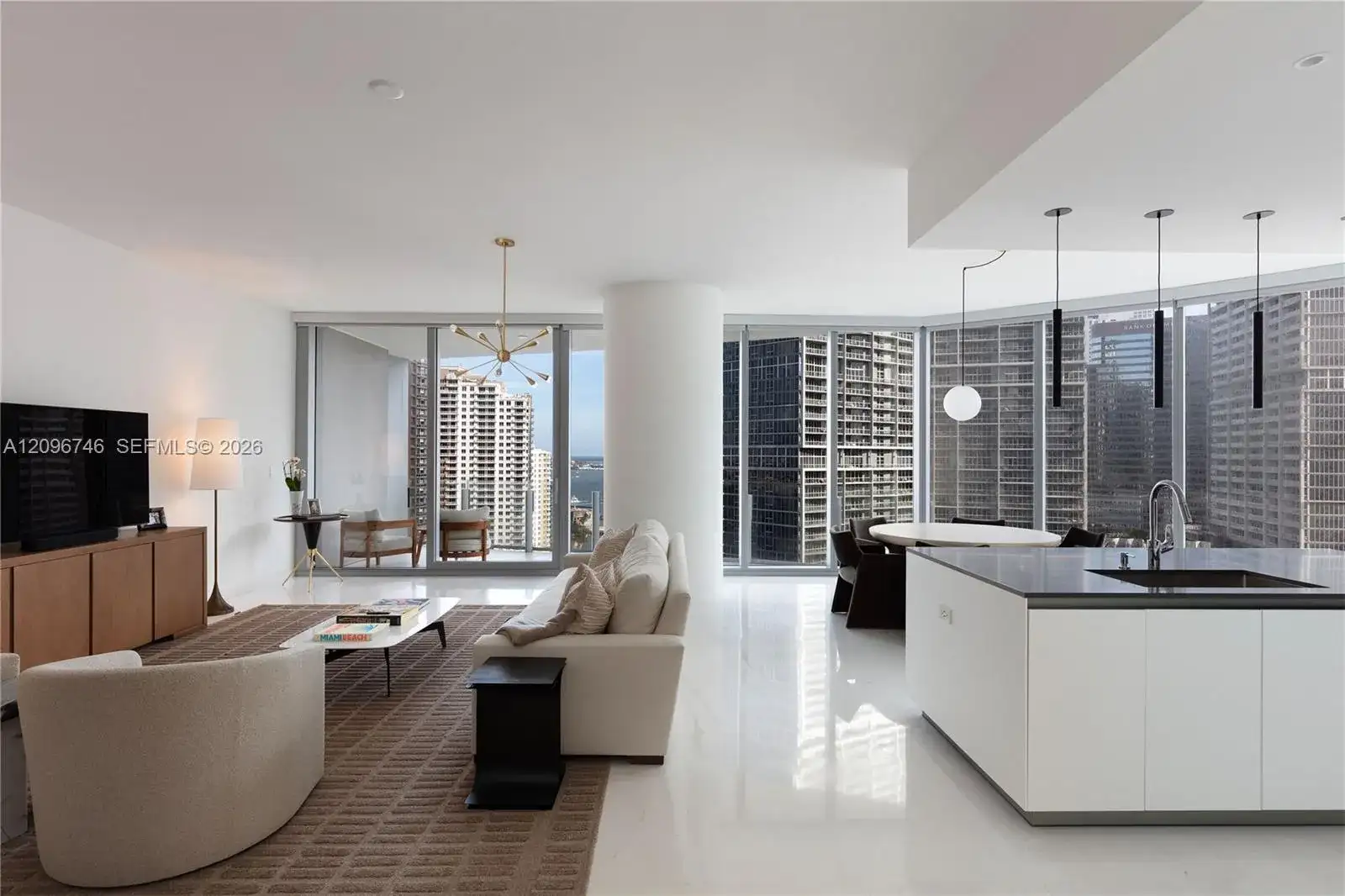 300 S Biscayne Blvd Way # 2107, Miami FL 33131 photo 4