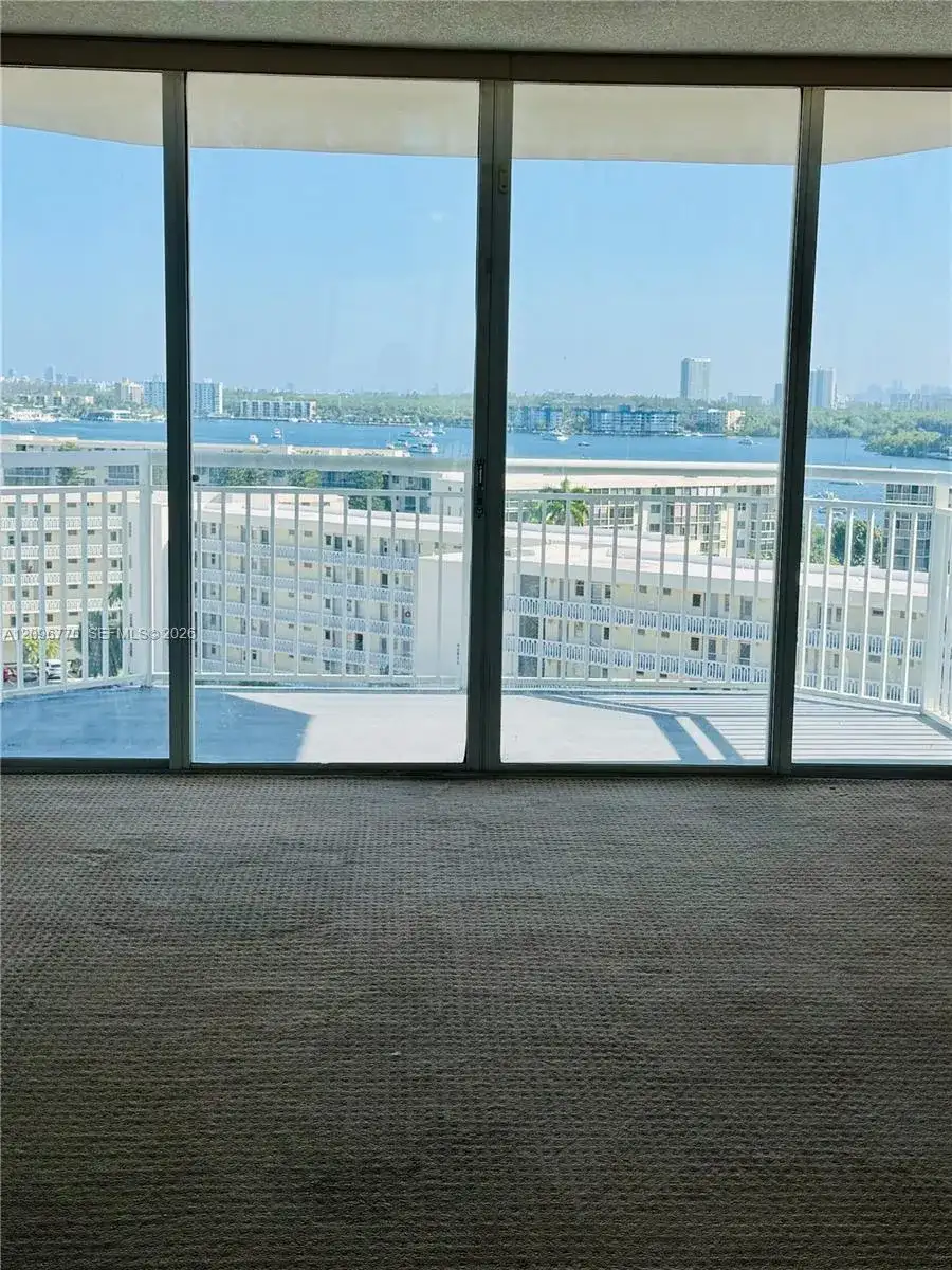 18011 Biscayne Blvd # 1003, Aventura FL 33160 photo 3