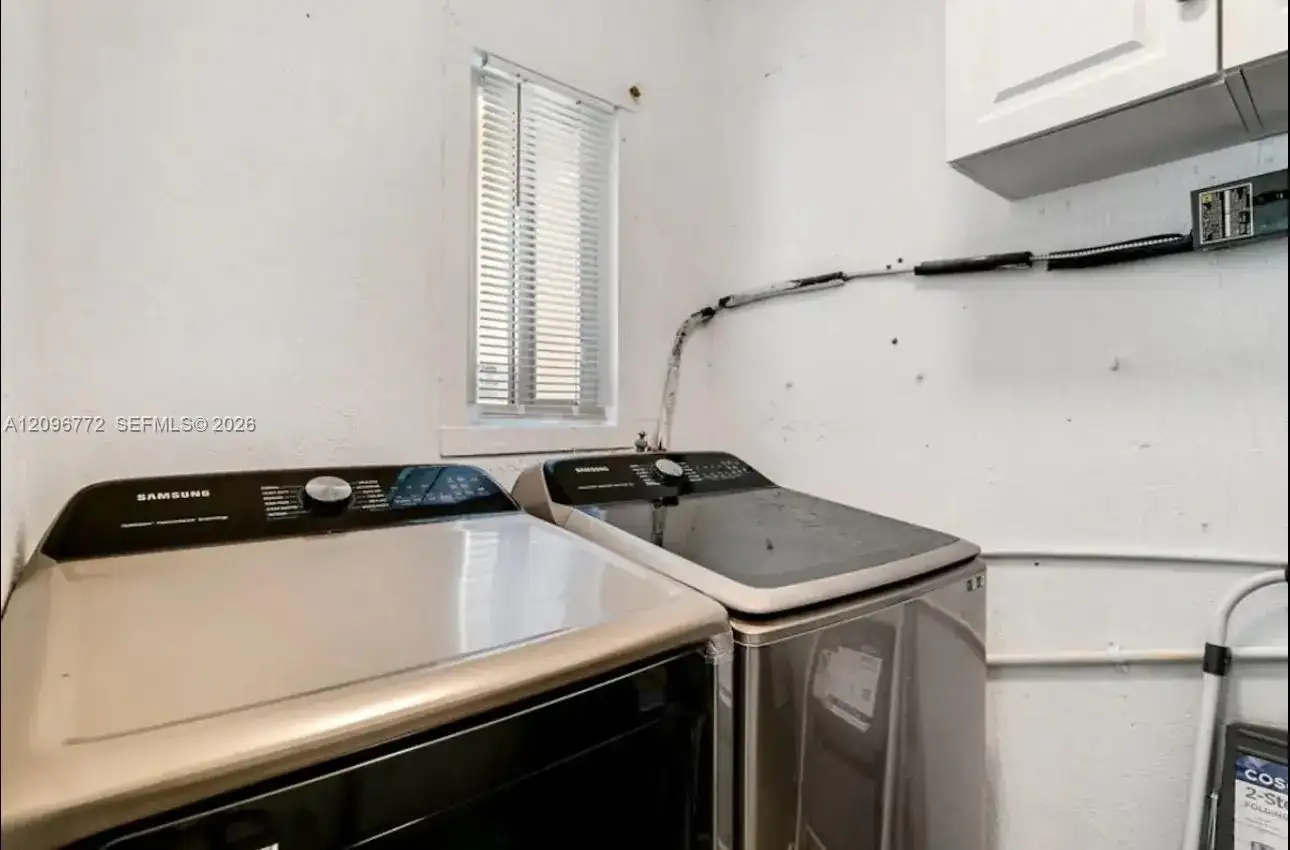 406 Foster Rd, Hallandale Beach FL 33009 photo 4