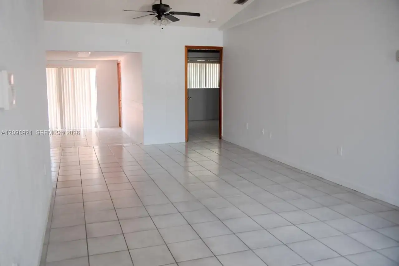 14512 SW 96th Ter, Miami FL 33186 photo 4