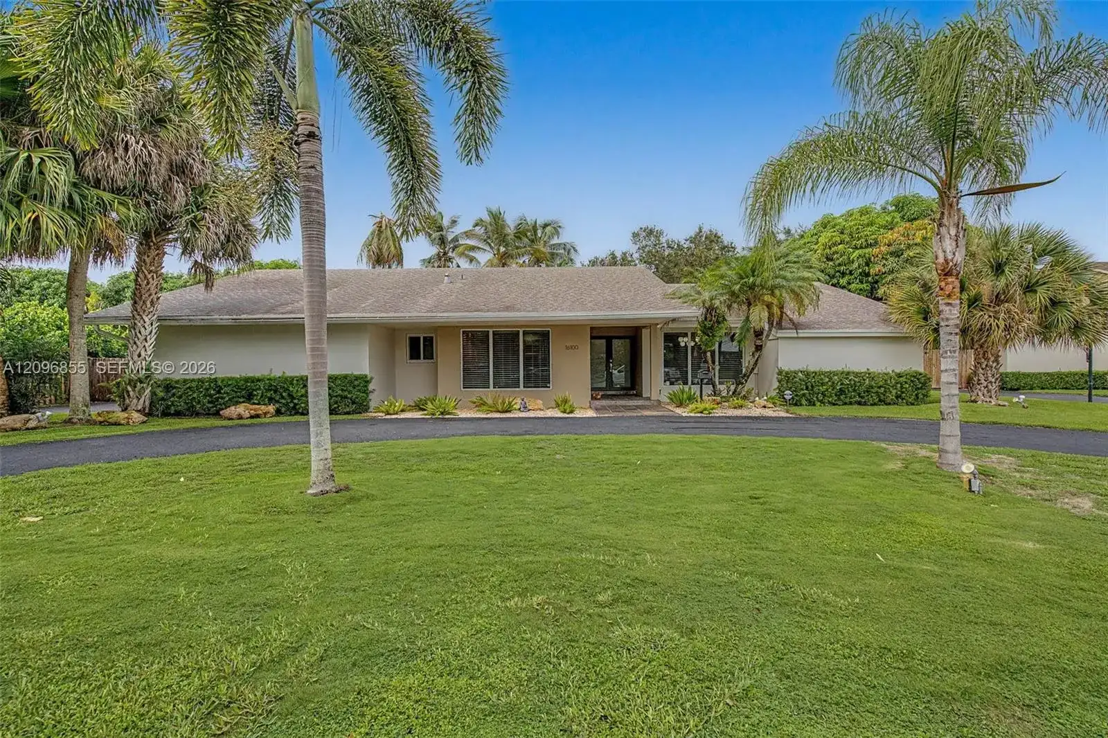 16100 SW 81st Ave, Palmetto Bay FL 33157 photo 2