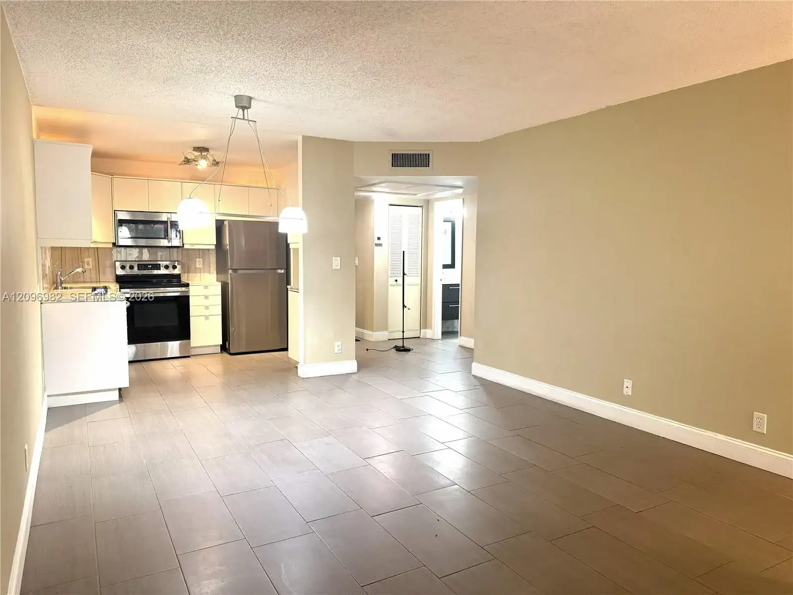 257 S Cypress Rd # 416, Pompano Beach FL 33060 photo 3