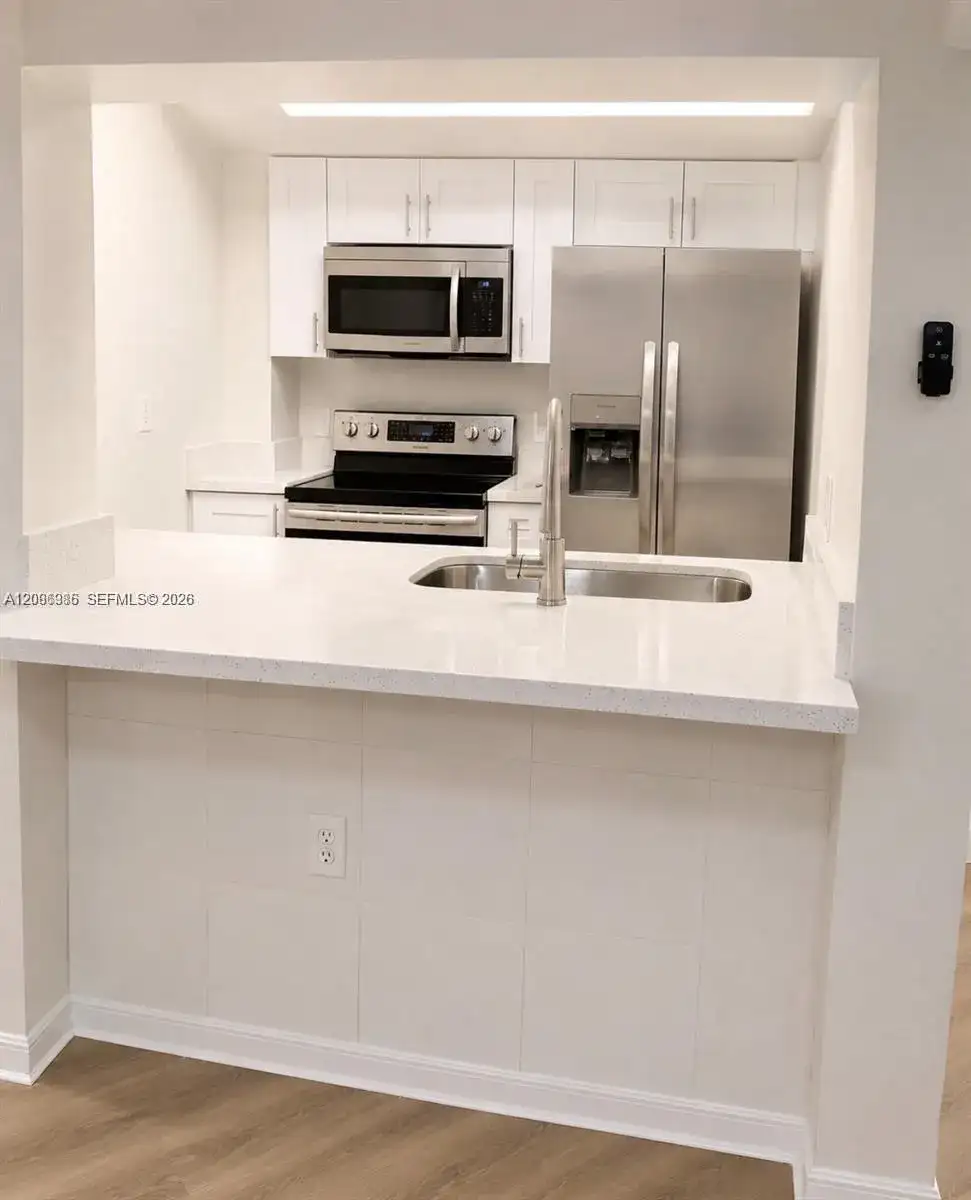 102 SW 6th Ave # 507, Miami FL 33130 photo 4