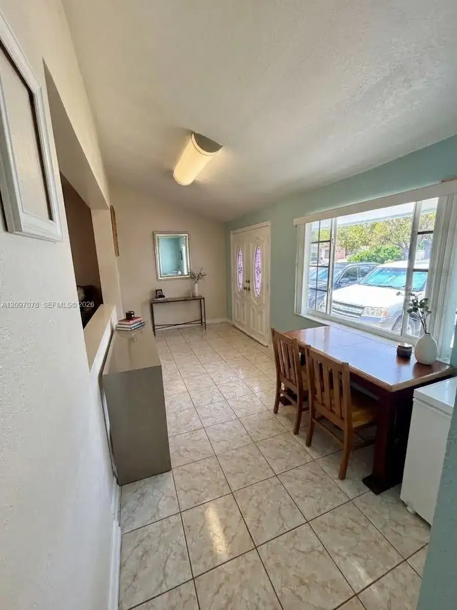 4450 SW 2nd St, Miami FL 33134 photo 5