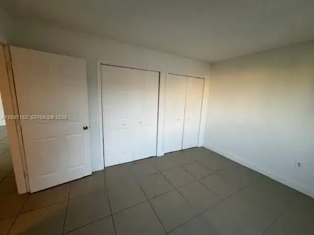 6950 Miami Gardens Dr # 508, Hialeah FL 33015 photo 4