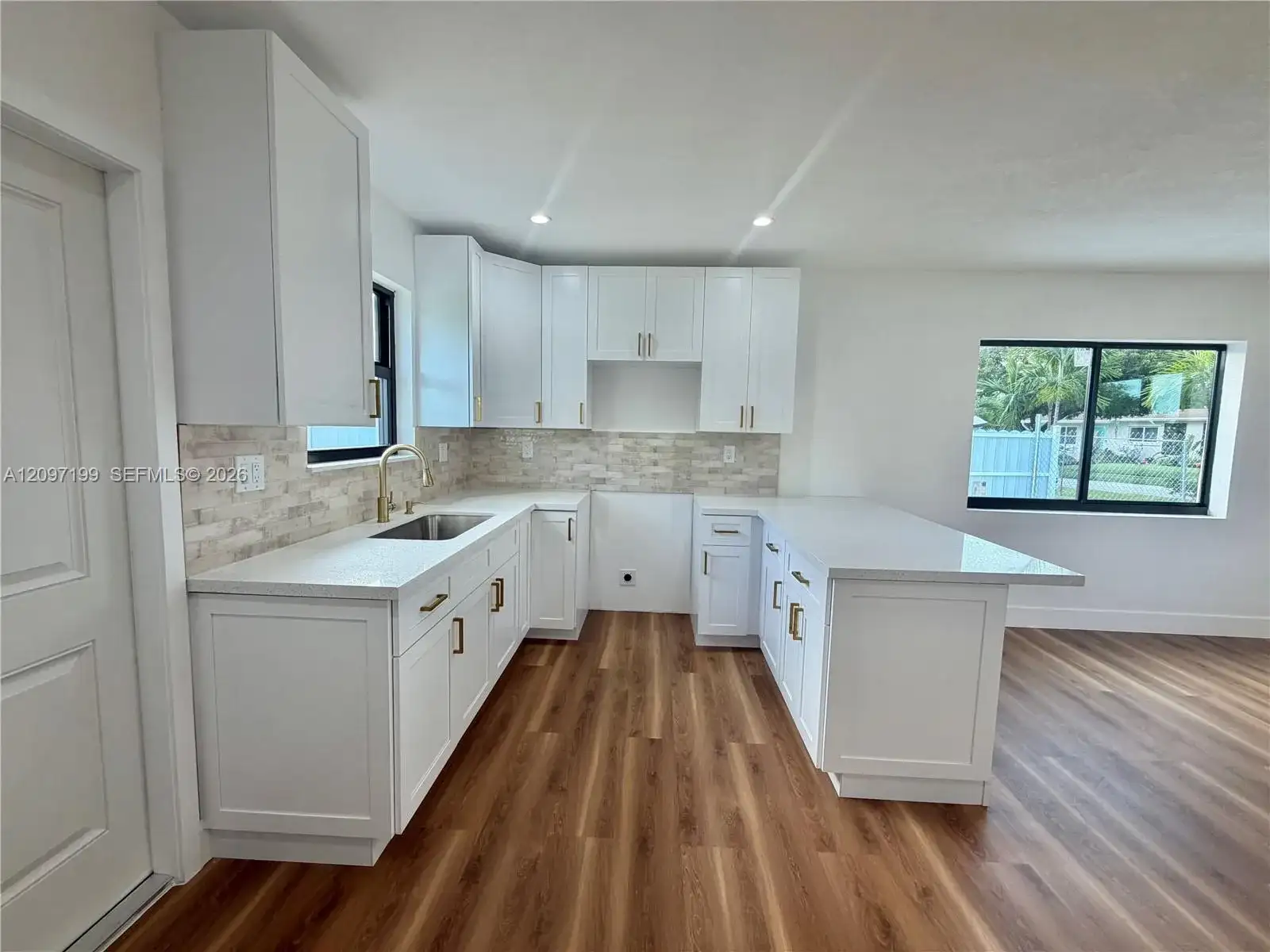 10880 SW 222nd Dr, Miami FL 33170 photo 5