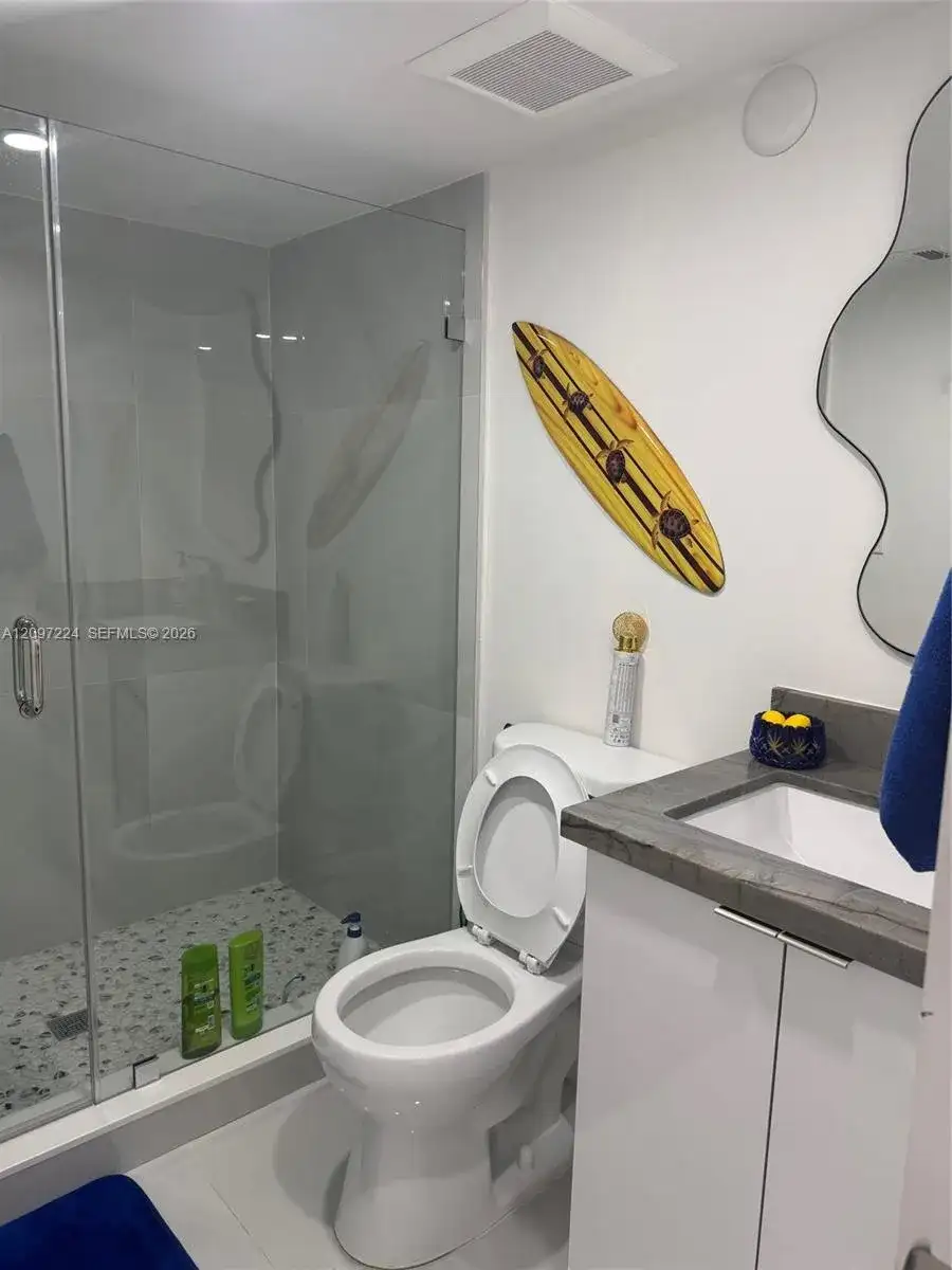 6423 Collins Ave # 401, Miami Beach FL 33141 photo 4