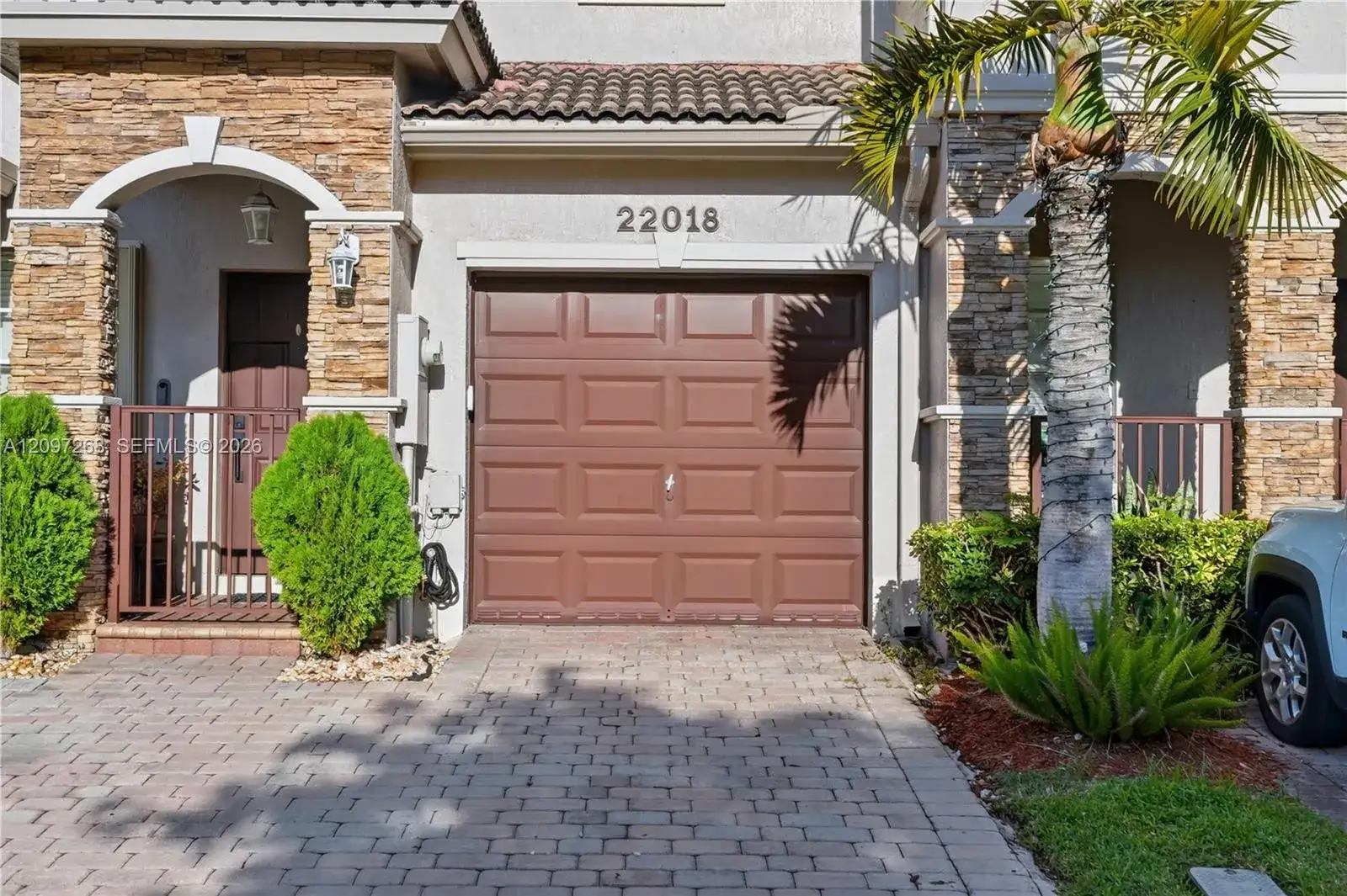 22018 SW 93rd Pl, Cutler Bay FL 33190 photo 3