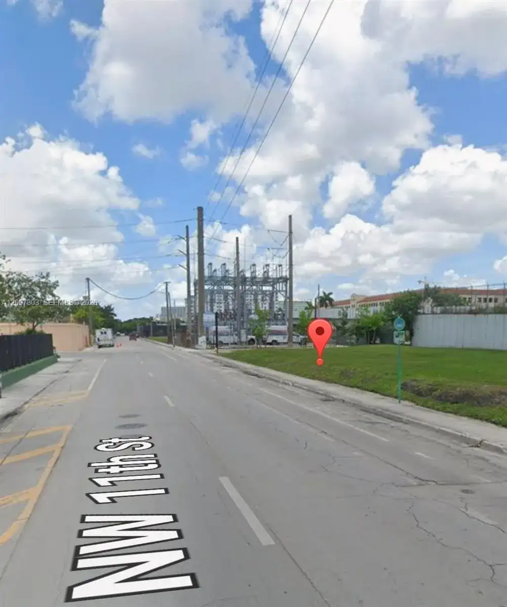 11 st, Miami FL 33136 photo 2