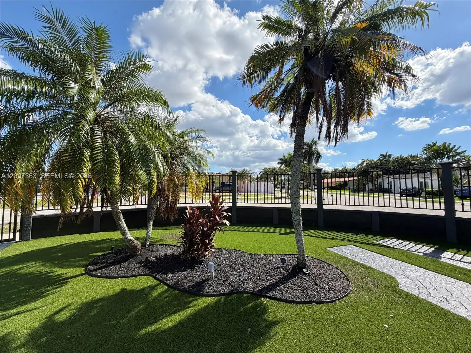 9481 SW 10th St, Miami FL 33174 photo 4