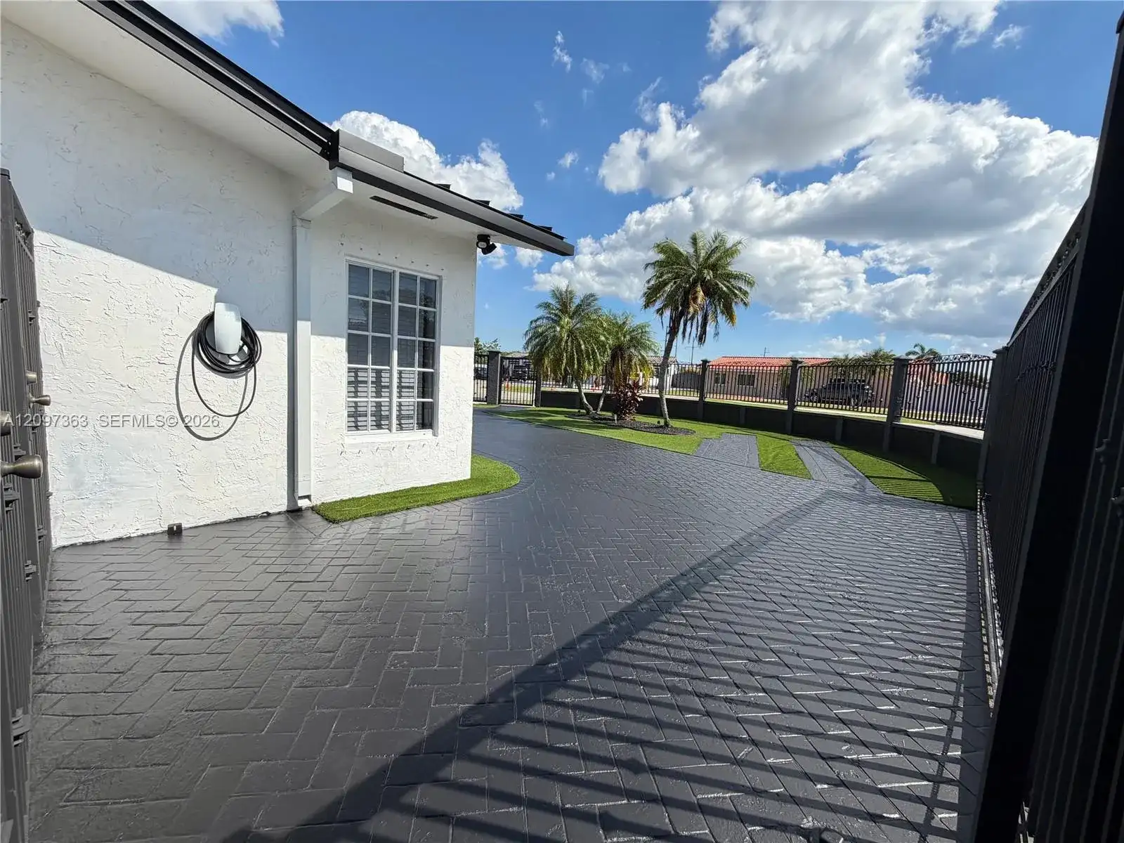 9481 SW 10th St, Miami FL 33174 photo 5