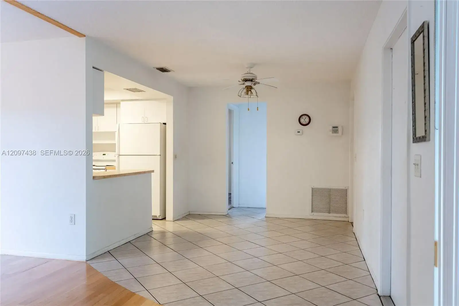 1010 NW 93rd Ter, Pembroke Pines FL 33024 photo 3