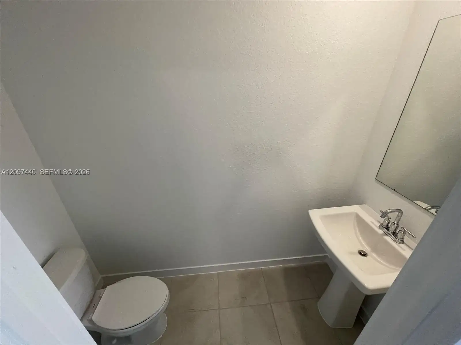 552 NE 4th Ln # 552, Florida City FL 33034 photo 2