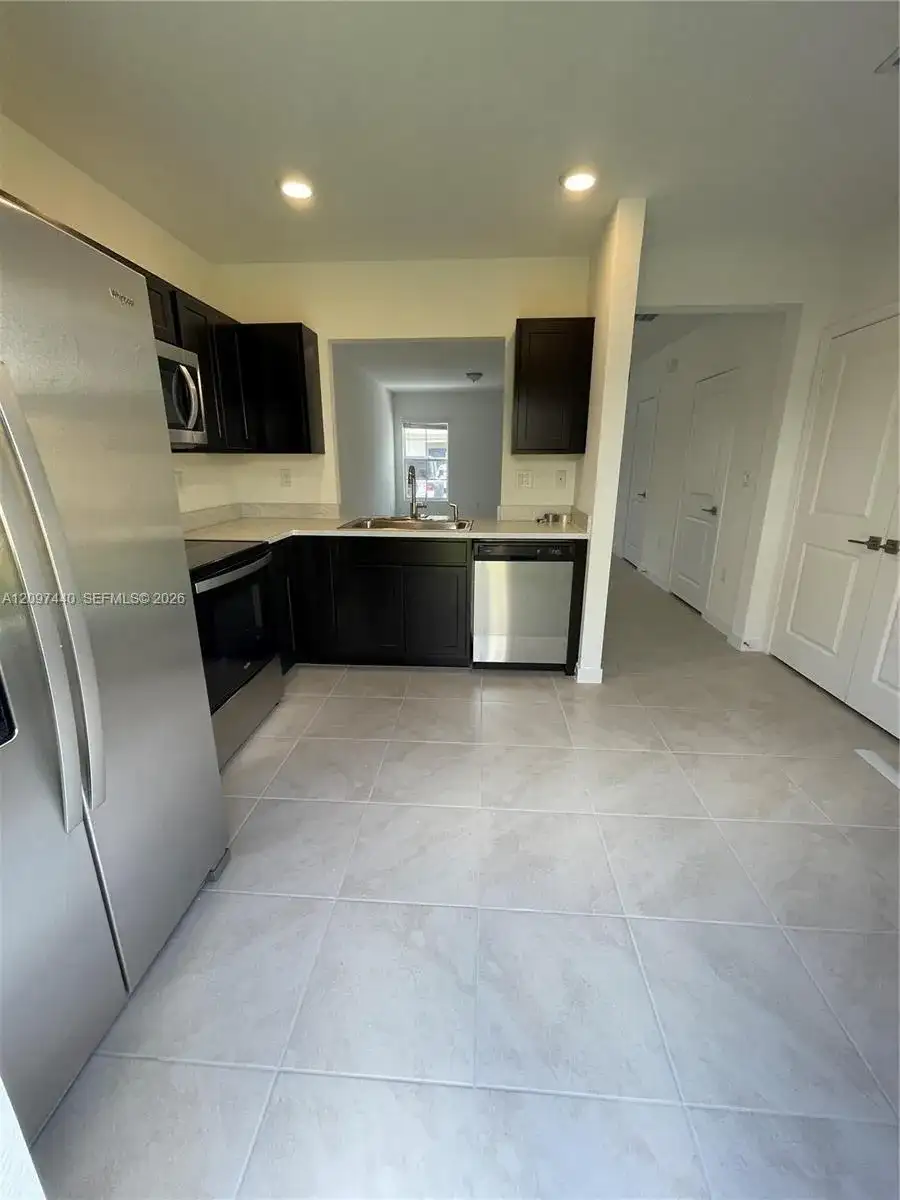 552 NE 4th Ln # 552, Florida City FL 33034 photo 5