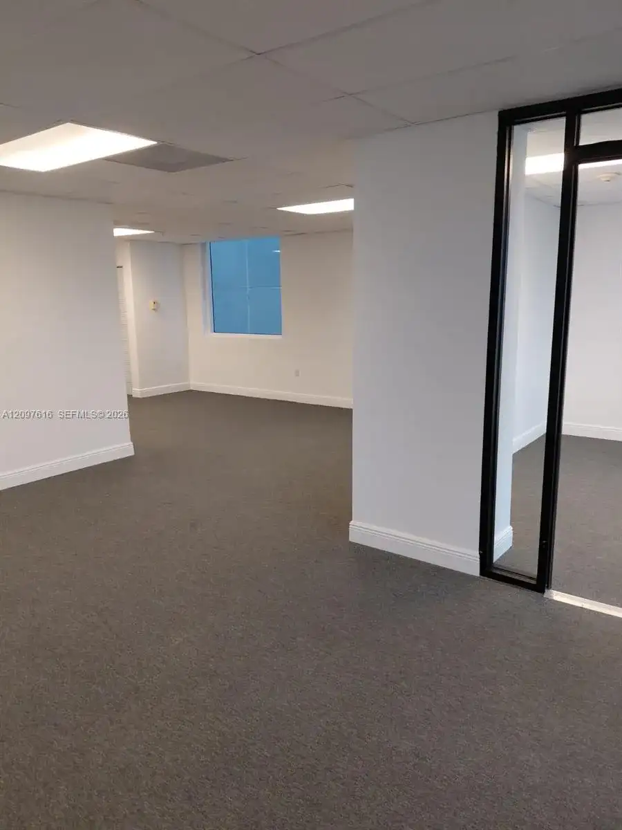 1800 SW 1st Ave # 407, Miami FL 33129 photo 4