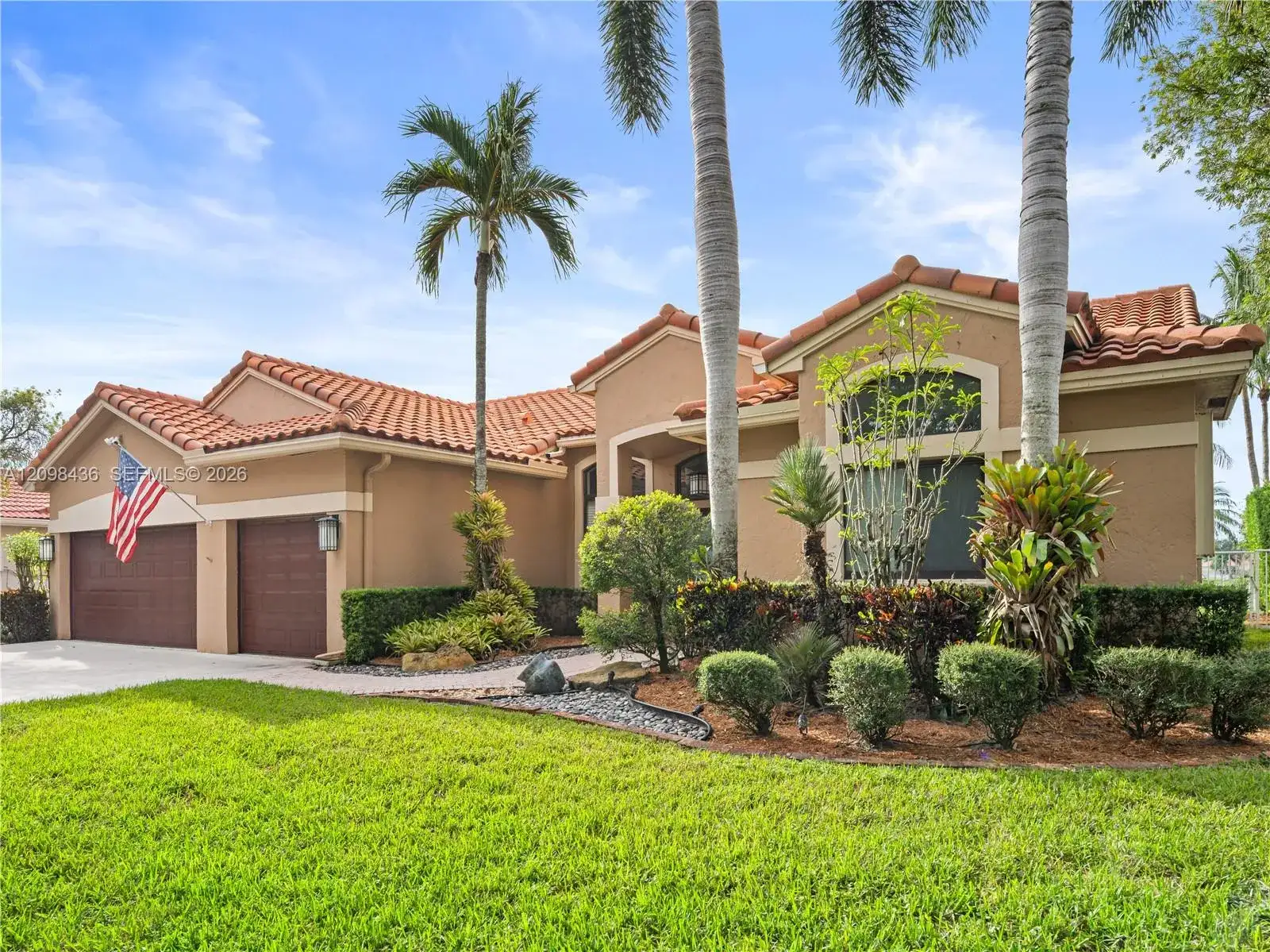 10938 Nashville Dr, Cooper City FL 33026 photo 2
