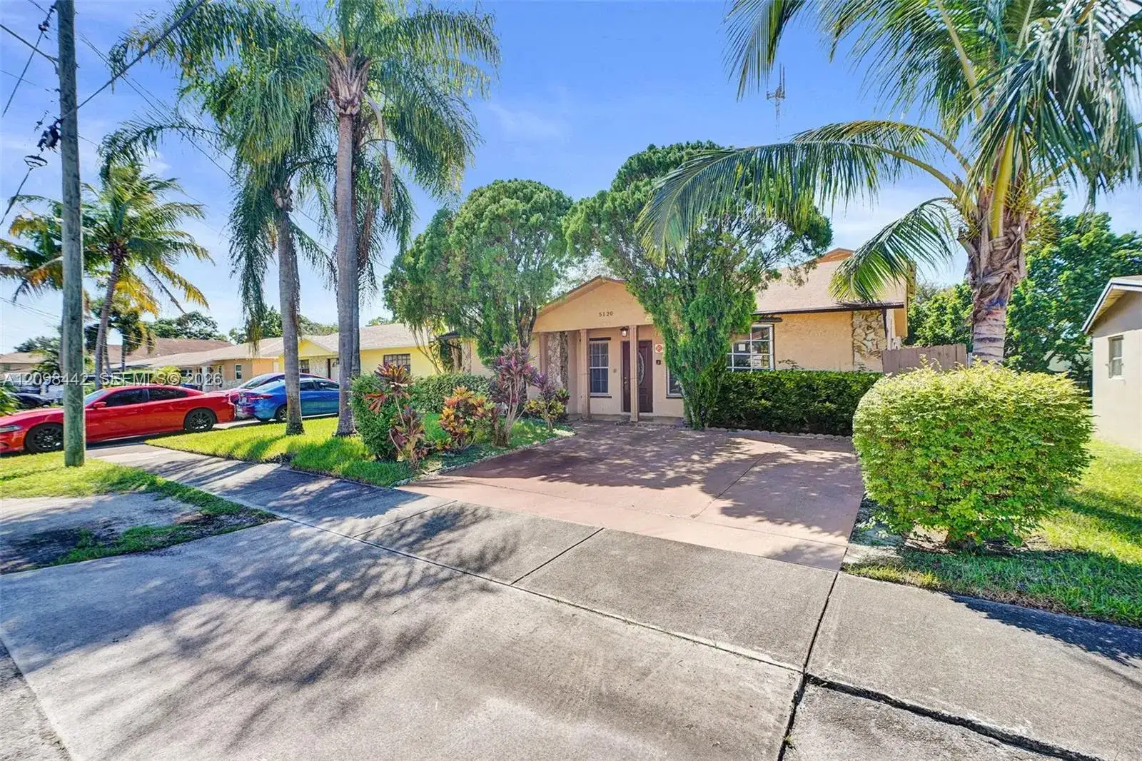5120 SW 22nd St, West Park FL 33023 photo 2
