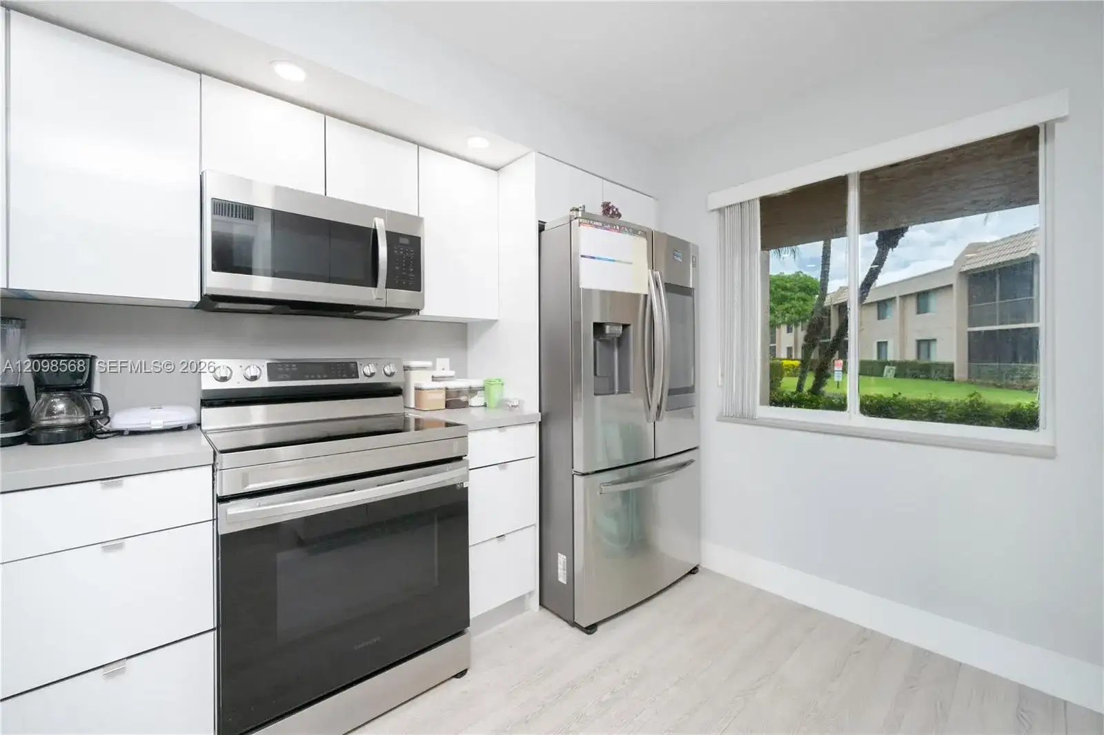350 Racquet Club Rd # 102, Weston FL 33326 photo 2