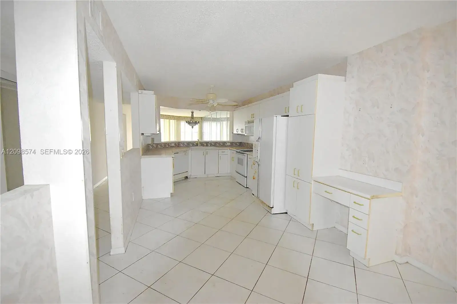 7807 Granville Dr # 104, Tamarac FL 33321 photo 4
