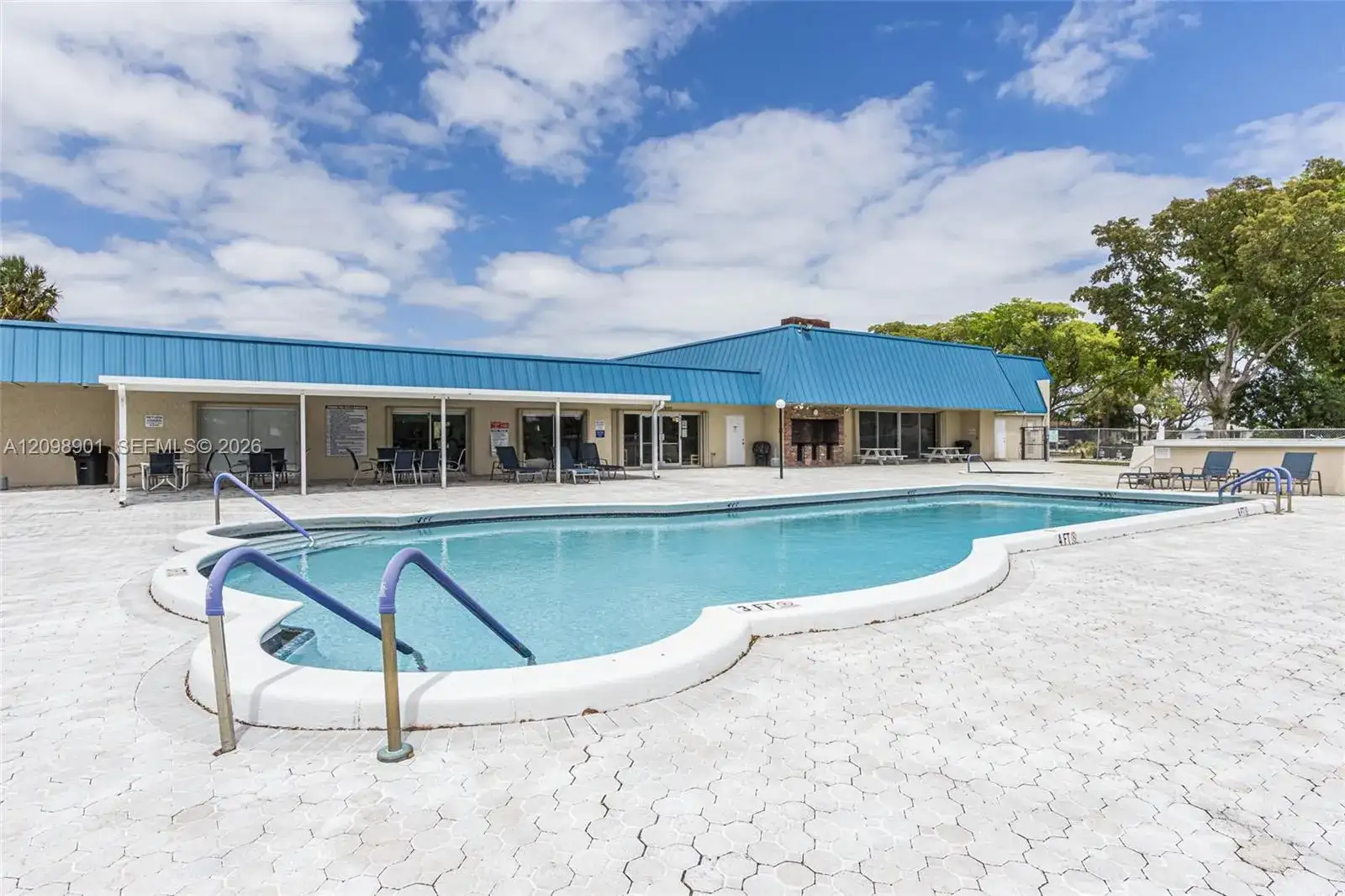 4871 NW 13th Ave, Deerfield Beach FL 33064 photo 5