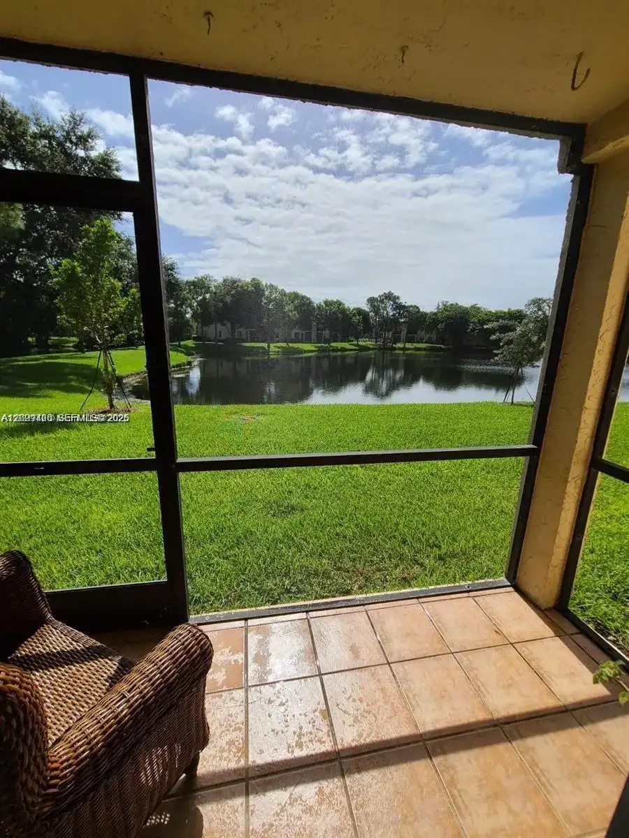165 NW 93rd Ave # 102, Pembroke Pines FL 33024 photo 3