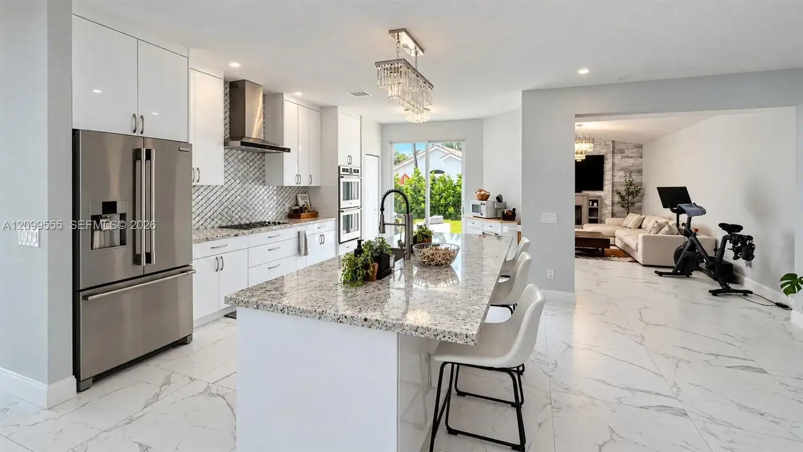 212 SW 179th Avenue, Pembroke Pines FL 33029 photo 3