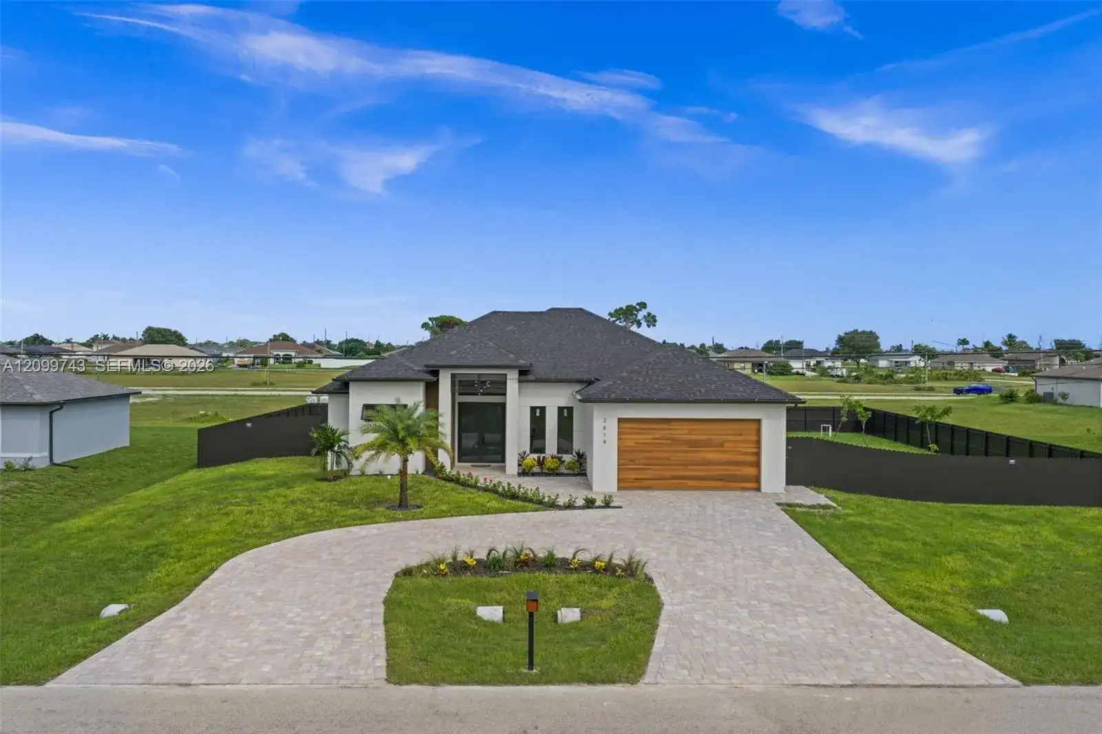 2619 NW Juanita Pl, Cape Coral FL 33993 photo 4