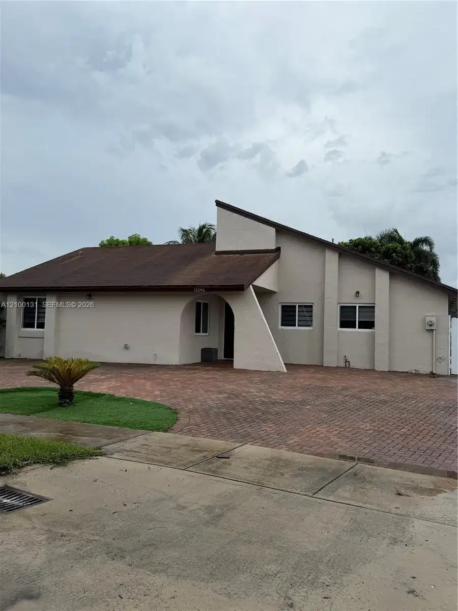 12246 SW 210th St, Miami FL 33177 photo 3