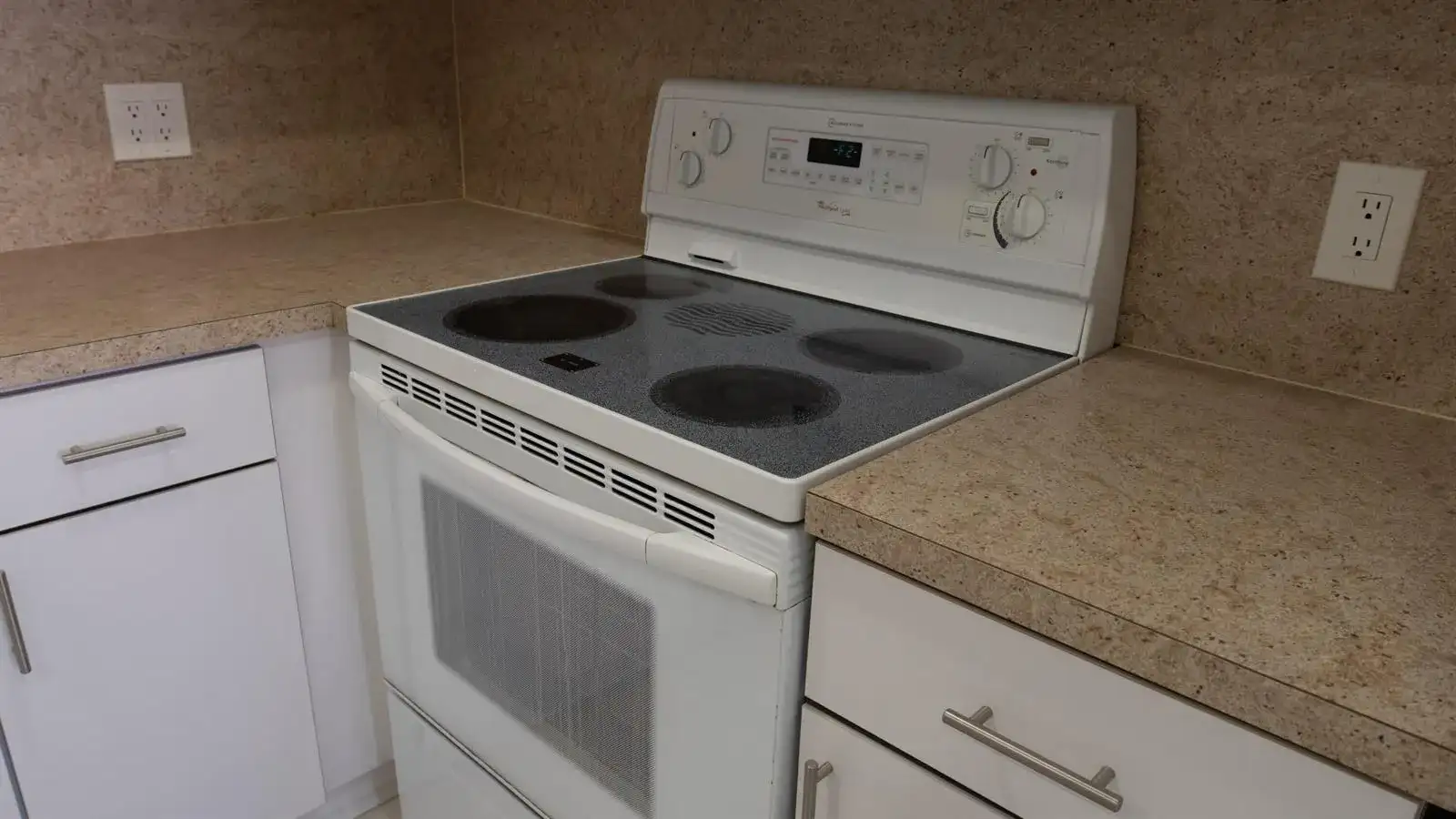 400 SW 134th Way # 302f, Pembroke Pines FL 33027 photo 4