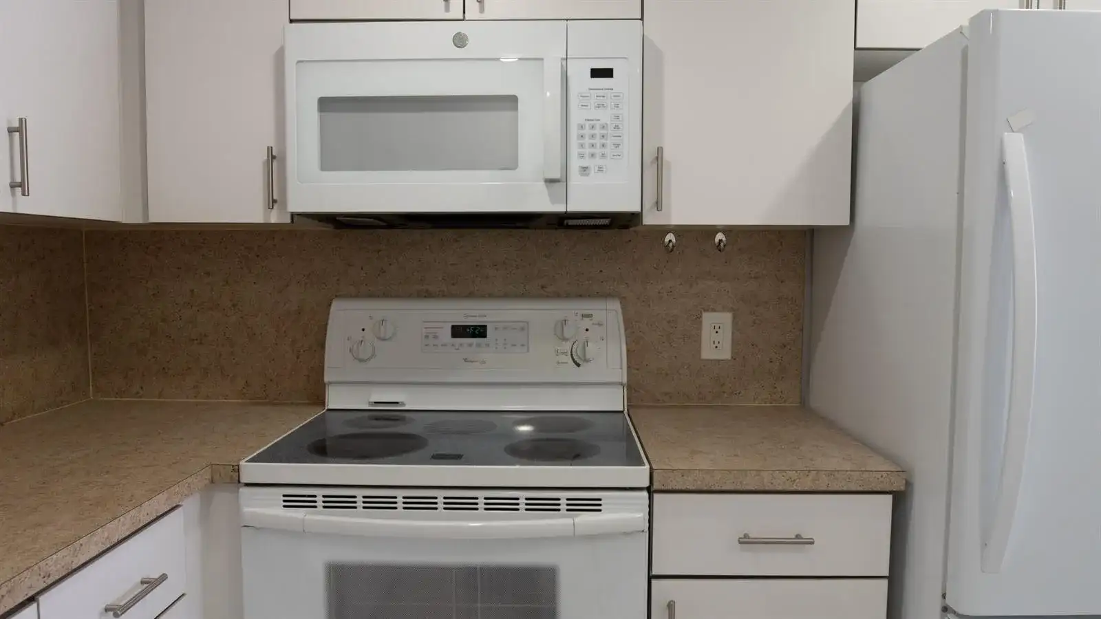 400 SW 134th Way # 302f, Pembroke Pines FL 33027 photo 5