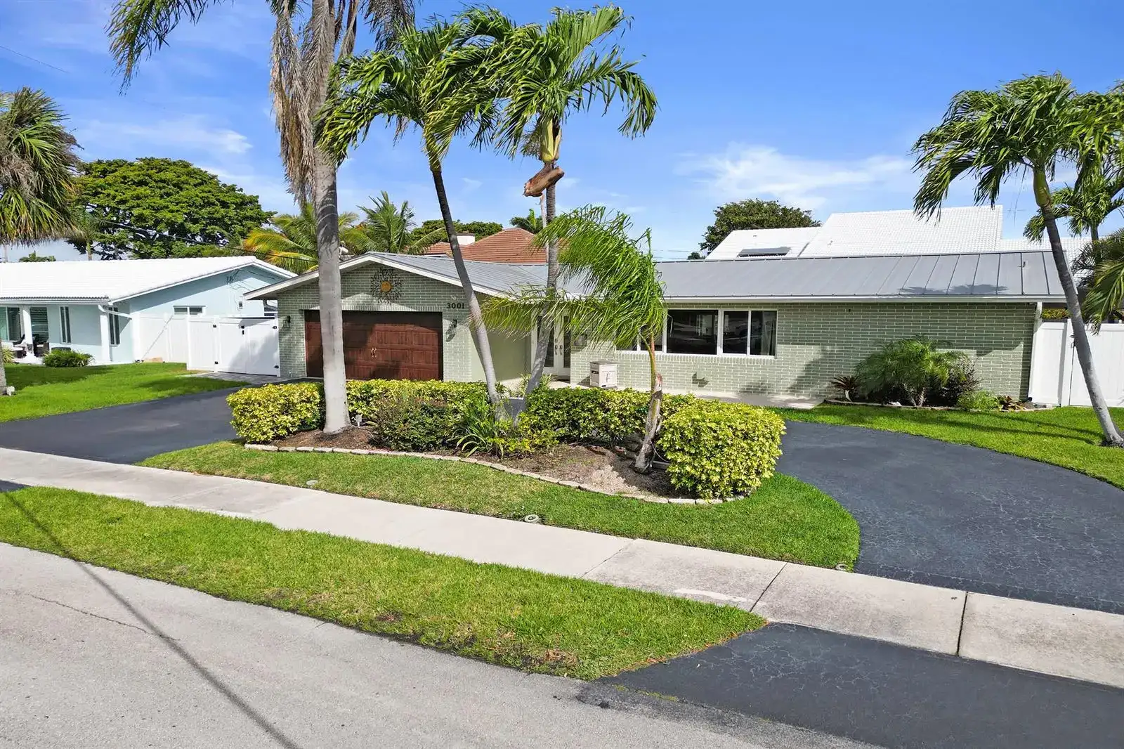 3001 NE 45th Street, Lighthouse Point FL 33064 photo 2
