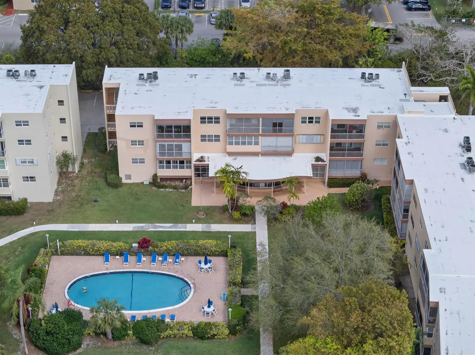 6731 Cypress Road # 402, Plantation FL 33317 photo 2