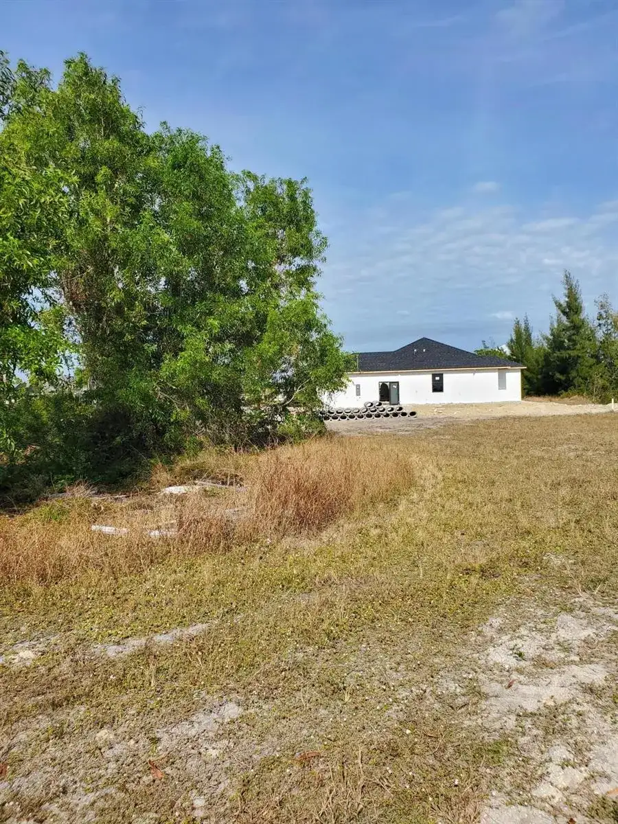 3905 NE 9th Avenue, Cape Coral FL 33909 photo 3