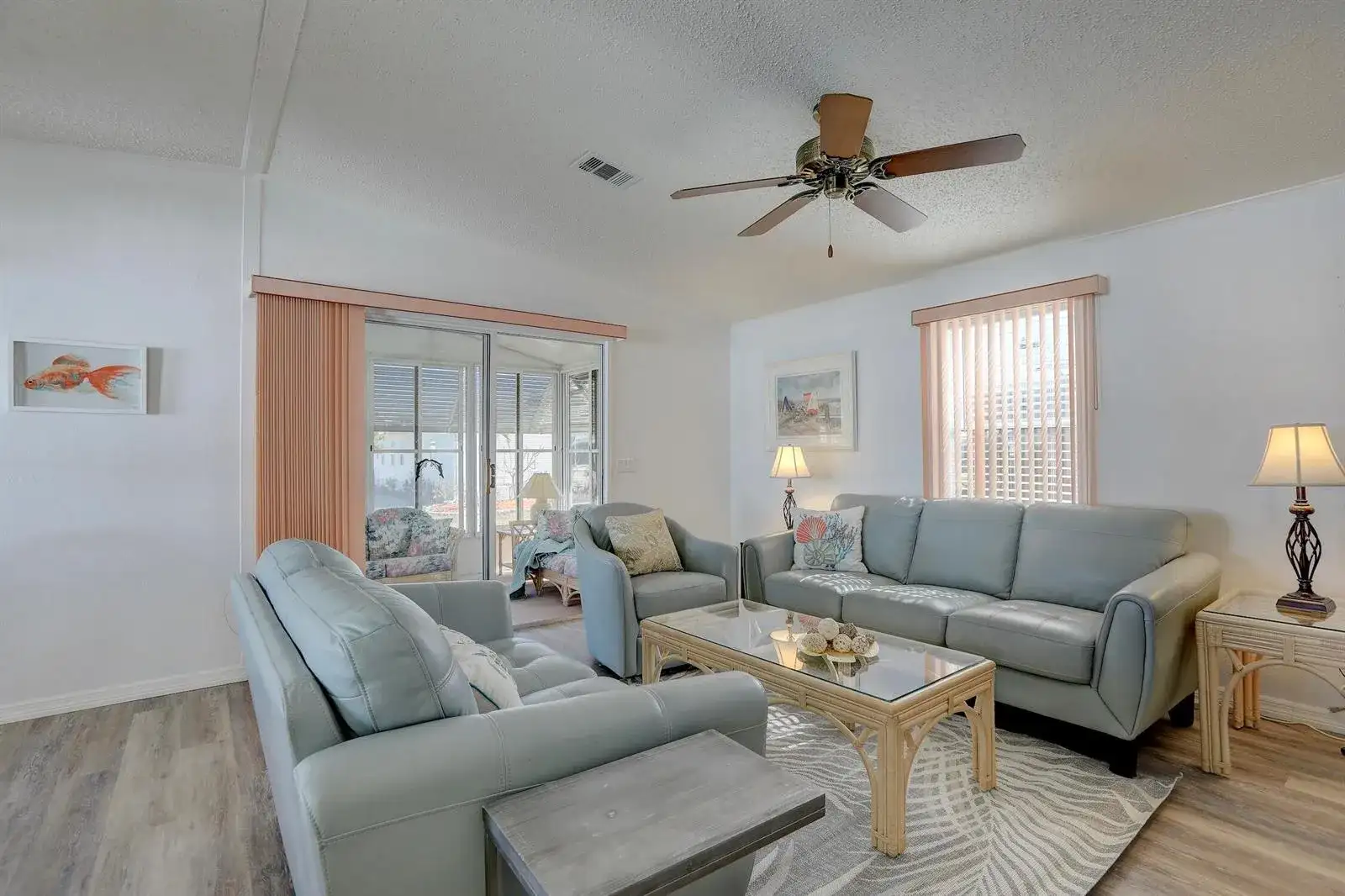 7576 Chasta Road, FL 32976 photo 4