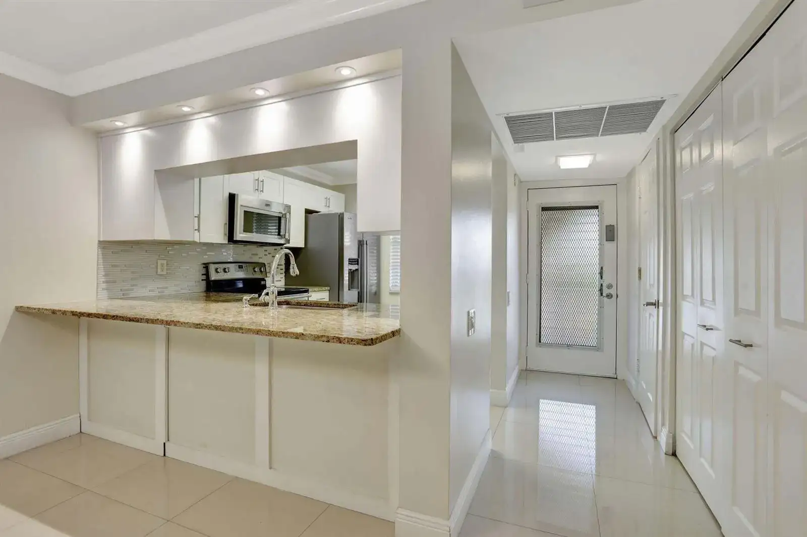 2601 Nassau Bend # D2, Coconut Creek FL 33066 photo 5