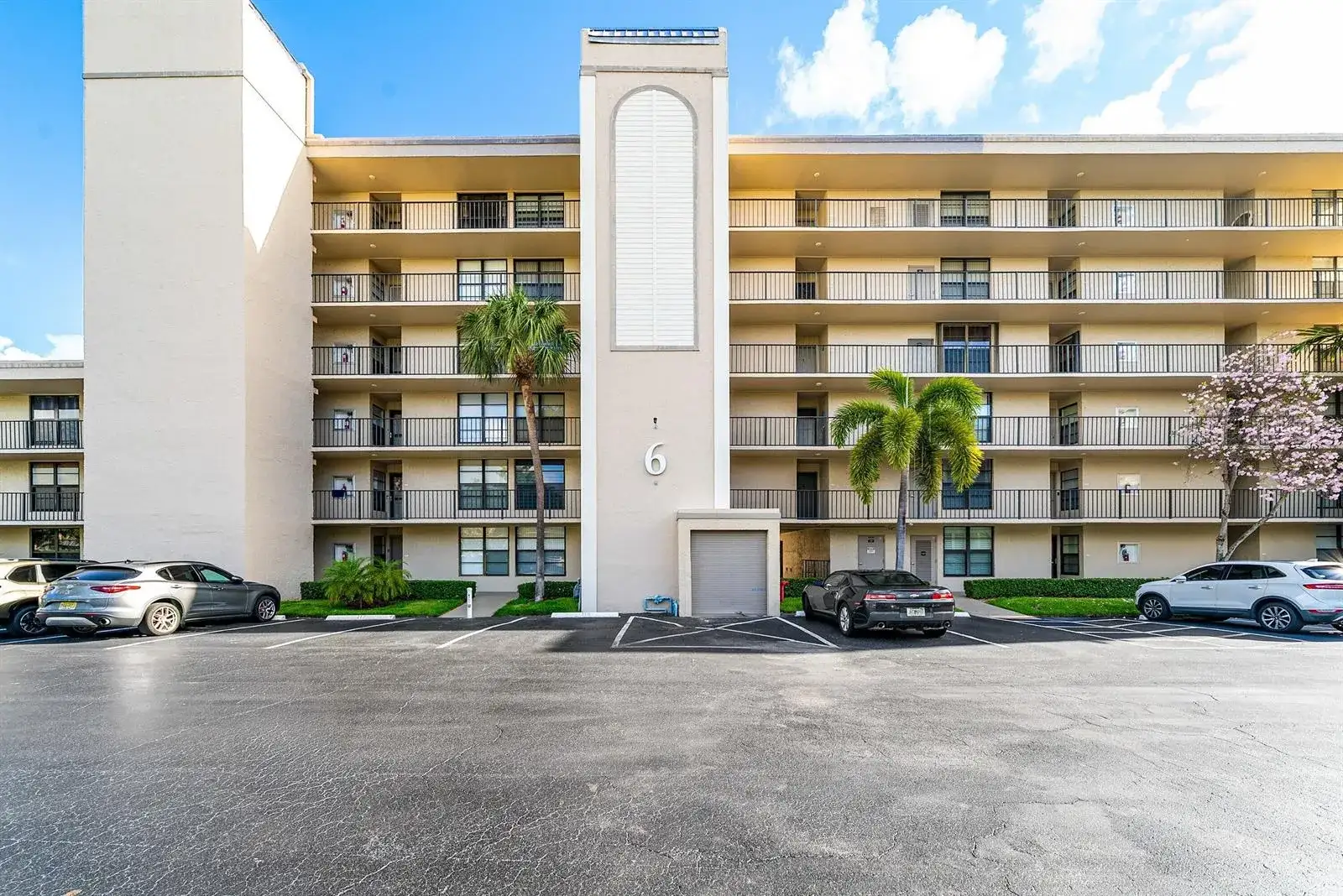 6 Royal Palm Way # 605, Boca Raton FL 33432 photo 3