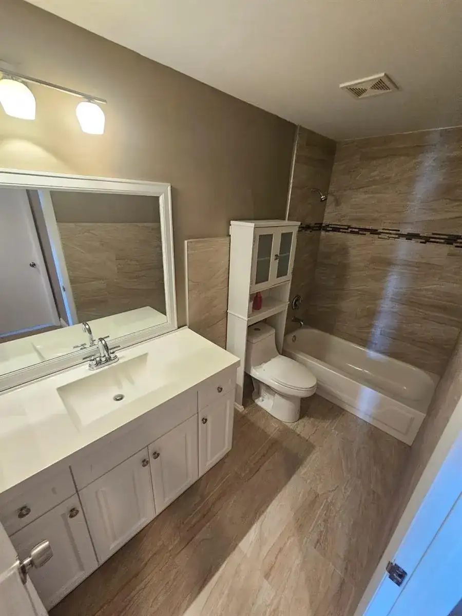 3275 NW 44th Street # 2, Oakland Park FL 33309 photo 5