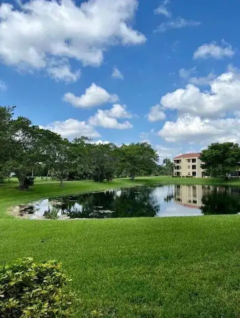 7472 La Paz Boulevard # 103, Boca Raton FL 33433 photo 2