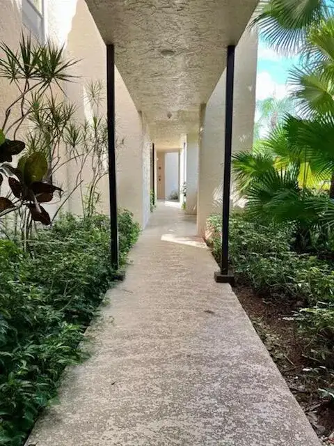 7472 La Paz Boulevard # 103, Boca Raton FL 33433 photo 3