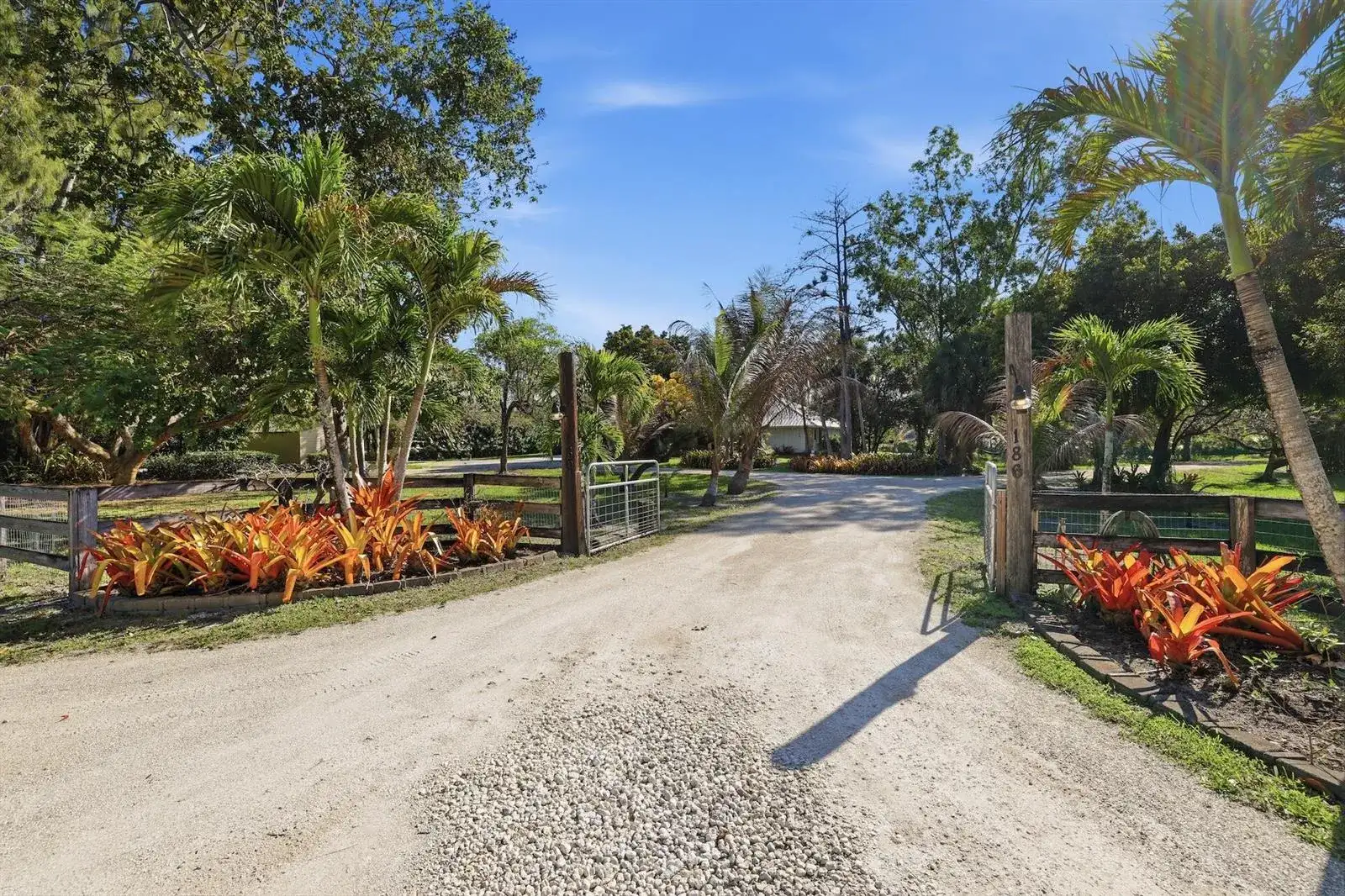 180 Elaine Road, West Palm Beach FL 33415 photo 2