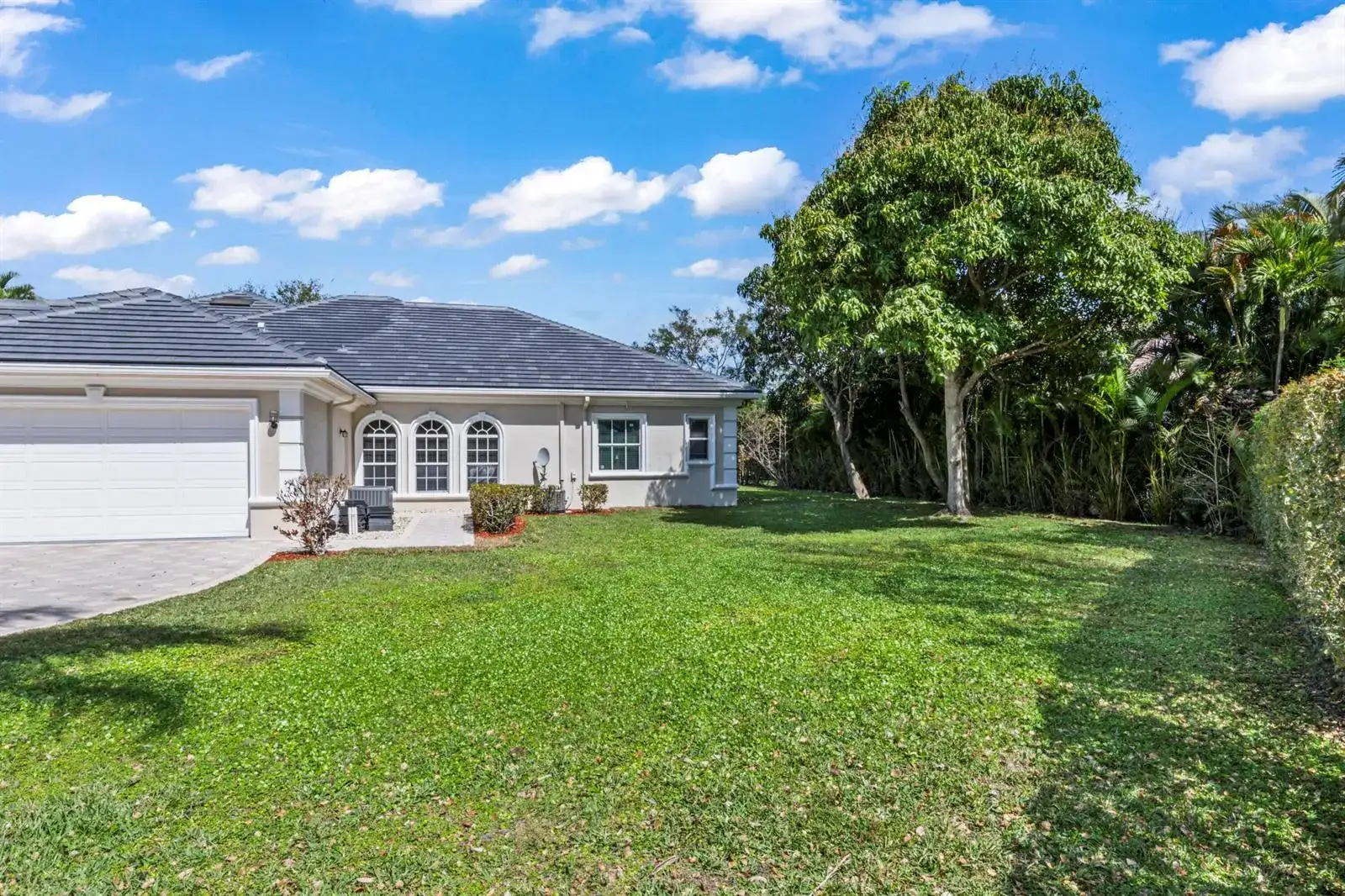 2296 Greenview Cove Drive, Wellington FL 33414 photo 5