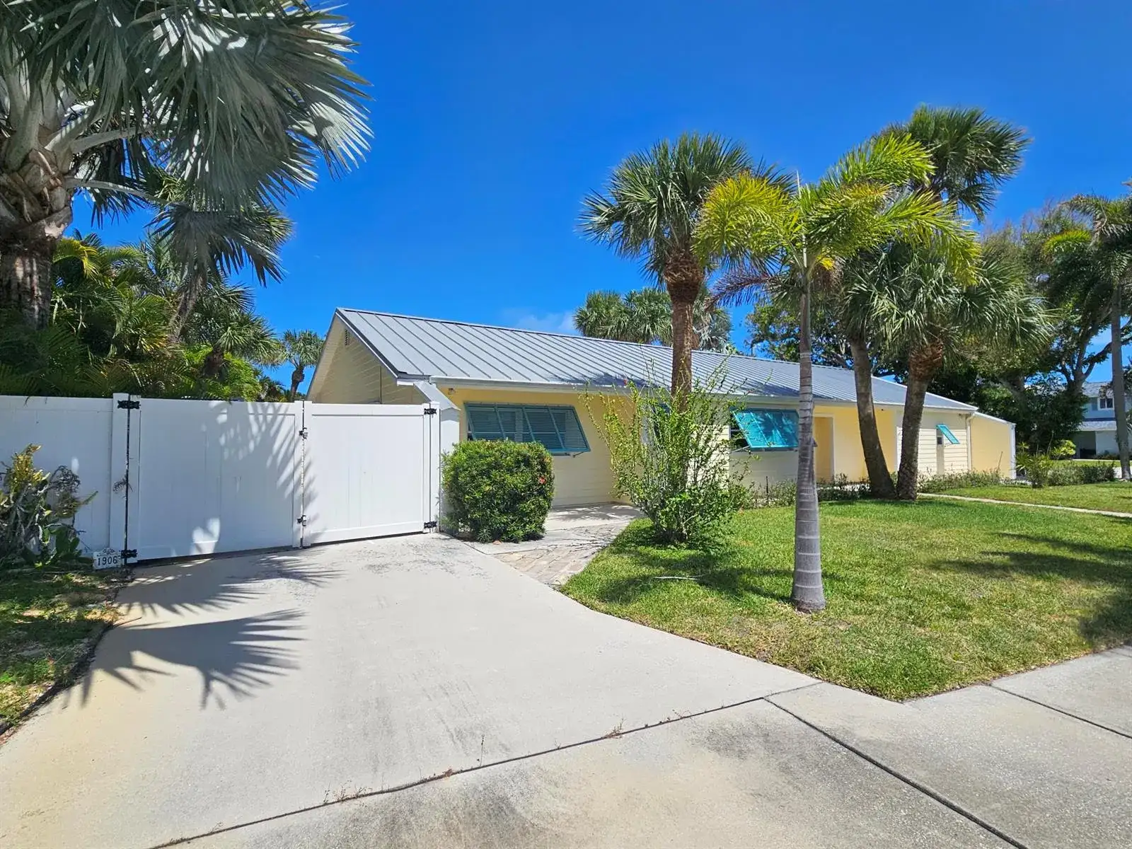 1906 S Ocean Drive, Fort Pierce FL 34949 photo 4
