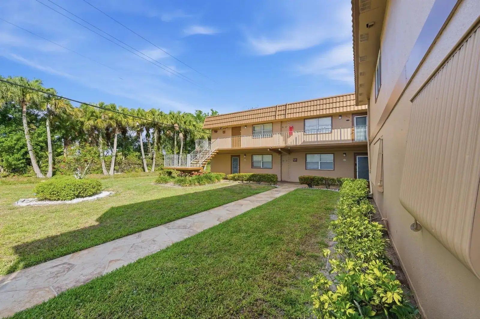 336 Brittany G, Delray Beach FL 33446 photo 3